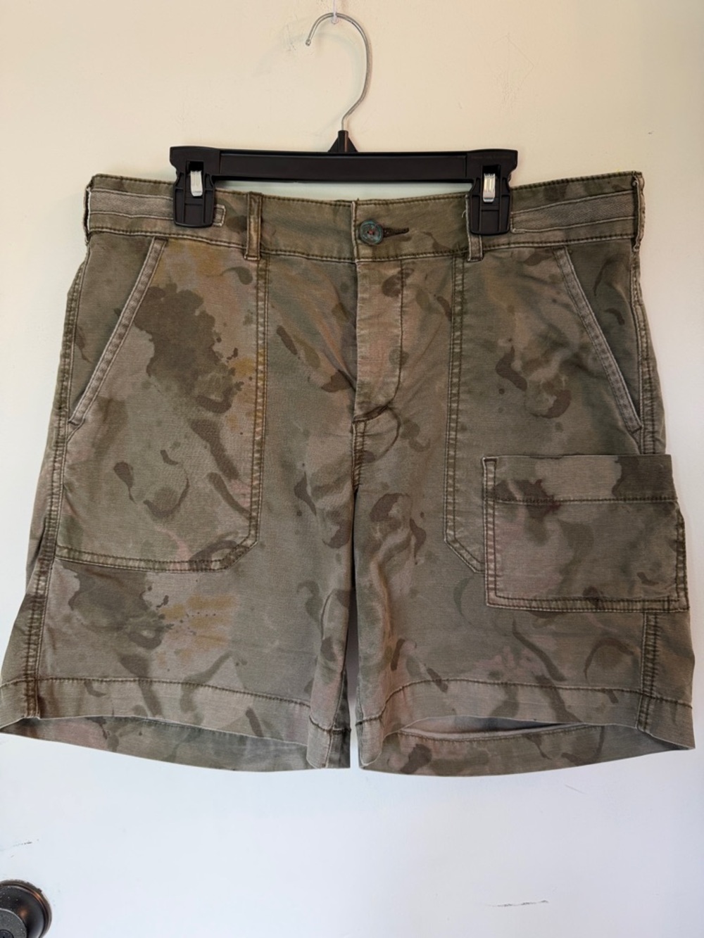 Anthropologie Hei Hei “The Wanderer” Camo Shorts 28